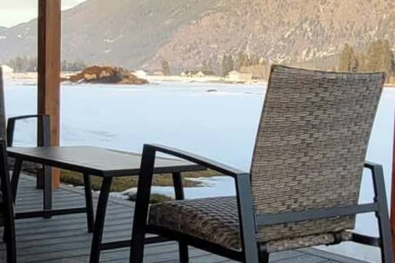Columbia - Stunning Mountain Views, Close to GNP! - Image 1