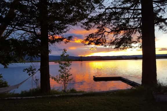 Magical Waterfront Family Retreat! - Image 1