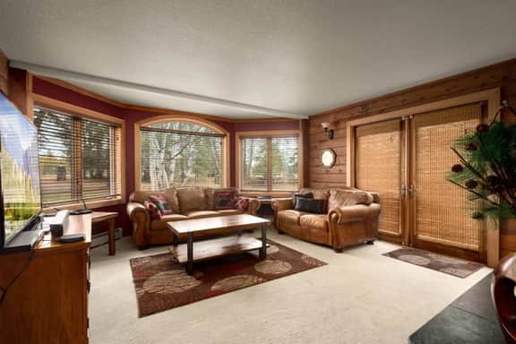 Gorgeous Home with hot tub on 6.5 acres minutes from Whitefish! - Image 3